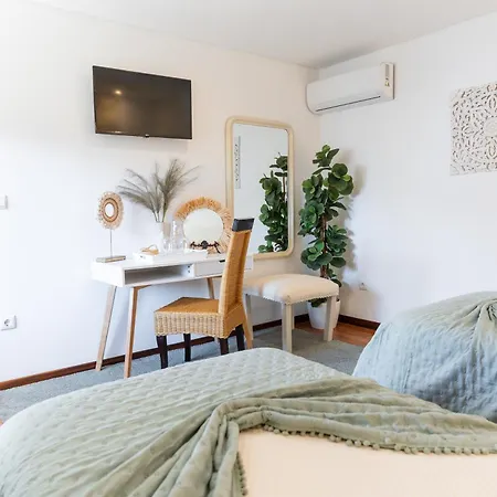 Casa Relogio De Sol * למאגו